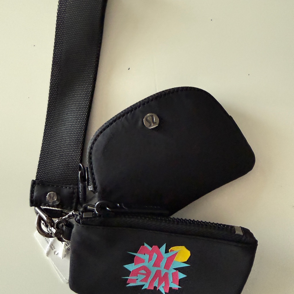 Nwt Lululemon Dual Pouch Wristlet - Keychain With Miami Zip Pocket